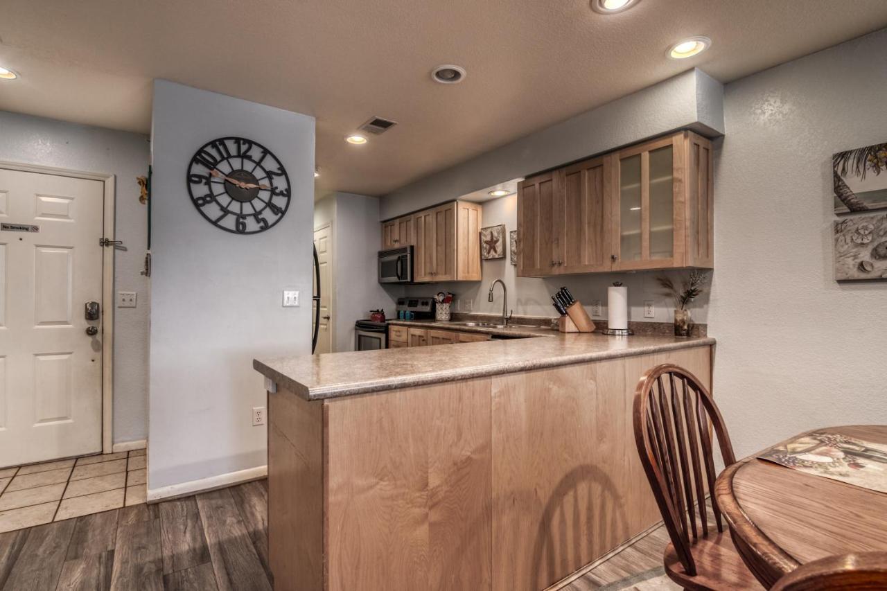 Quiet And Serene Condo In Branson Exterior photo